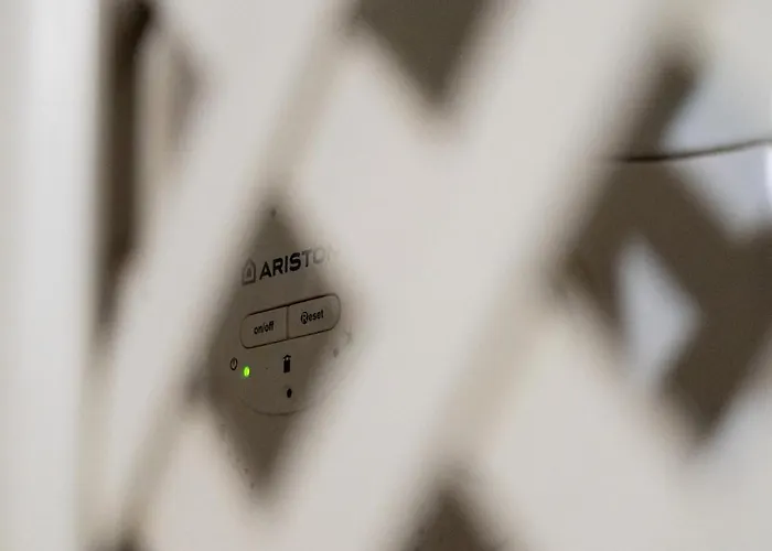 Azure Nest 아파트